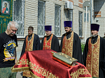 Епископ Россошанский и Острогожский Дионисий приняли участие в крестном ходе с иконой Божией Матери «Спорительница хлебов»