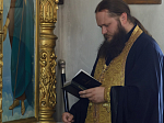 Преосвященнейший Дионисий, епископ Россошанский и Острогожский, совершил всенощное бдение в храме святых апостолов Петра и Павла села Петропавловка