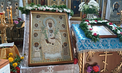 Прихожане храма Преображения Господня города Острогожска помолились у чтимой иконы Божией Матери «Дивногорская-Сицилийская»