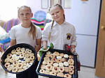 В воскресной школе села Воробьевка состоялся кулинарный мастер‑класс, посвященный благотворительной акции «Белый цветок»