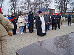 В с. Верхний Мамон священник принял участие в митинге, посвященном годовщине начала операции «Малый Сатурн»