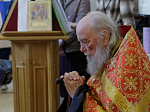 Епископ Россошанский и Острогожский Дионисий совершил Божественную литургию в Костомаровском епархиальном монастыре