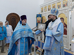 В праздник Успения Пресвятой Богородицы глава Россошанской епархии совершил Божественную литургию в Успенском храме села Старая Калитва