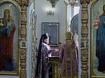 В субботу первой седмицы Великого поста епископ Россошанский и Острогожский Дионисий возглавил богослужение в храме святого мученика Иоанна Воина города Богучара