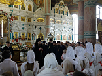 В праздник Светлого Христова Воскресения Преосвященнейший епископ Дионисий совершил Пасхальную великую вечерню в Свято-Ильинском кафедральном соборе г. Россоши