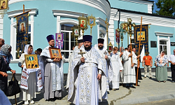 В день Преображения Господня в Казанском храме города Павловска совершены праздничные богослужения