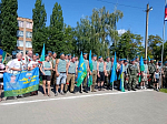 В Россоши священнослужитель принял участие в торжественном митинге в День воздушно-десантных войск