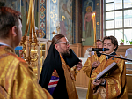 Епископ Россошанский и Острогожский Дионисий сослужил главе Воронежской митрополии за всенощным бдением в канун праздника Собора Воронежских святых