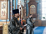 В Великий Пяток Страстной седмицы Глава Воронежской митрополии совершил совершил в Благовещенском кафедральном соборе Великую вечерню с чином изнесения Плащаницы Христа Спасителя