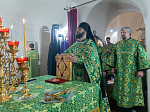 Преосвященнейший Дионисий в день памяти преподобного Серафима Саровского возглавил Божественную литургию в Костомаровском Спасском монастыре