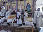 Преосвященнейший епископ Дионисий возглавил служение Божественной литургии в Воскресенском соборе Белогорского мужского монастыря