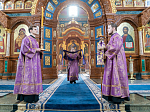 В Великий Четверток митрополит Воронежский и Лискинский Сергий возглавил служение Божественной литургии