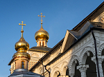 В канун праздника обретения мощей прп. Сергия Радонежского епископ Дионисий сослужил Патриарху Кириллу за всенощным бдением в Троице-Сергиевой лавре
