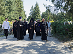 Епископ Россошанский и Острогожский Дионисий совершил заупокойную литию на могиле почитаемого в народе старца Иоанна (инока Лаврентия)