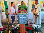 В храмах Павловского благочиния совершались праздничные богослужения в день Святой Троицы.