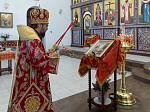 В день Радоницы Преосвященнейший епископ Дионисий совершил Литургию в Воскресенском соборе Белогорского епархиального мужского монастыря