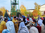 В день памяти апостола Фомы жители села Заброды Калачеевского района соборным богослужением духовенства отметили престольный праздник храма