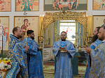 Правящий Архиерей совершил Божественную литургию в храме Покрова Пресвятой Богородицы села Осиковка Кантемировского района