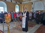 Священник совершил чин освящения пасхальной снеди в селах Богучарского района и в местном психоневрологическом интернате