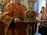 В понедельник Светлой седмицы епископ Дионисий совершил Литургию в храме Покрова Пресвятой Богородицы города Павловска