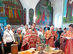 В храмах Калачеевского церковного округа совершены богослужения о страждущих недугом винопития и наркомании