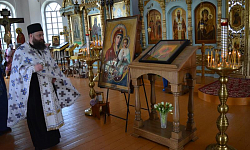 В Казанском храме поселка Каменка встретили чудотворную икону Божией Матери «Оршанская»