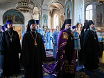 Епископ Россошанский и Острогожский Дионисий сослужил Преосвященным Архипастырям в Знаменском кафедральном соборе города Борисоглебска