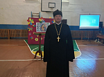 Участие священника в общешкольном родительском собрании по случаю Дня Матери в МКОУ сош №4 г.Острогожска