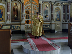 Епископ Россошанский и Острогожский Дионисий возглавил воскресное богослужение в Свято-Троицком храме районного центра Кантемировка