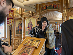 В Великий вторник епископ Дионисий совершил литургию Преждеосвященных Даров в храме Великомученика и Победоносца Георгия, с. Пасеково Кантемировского района