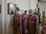 В понедельник третьей седмицы Великого поста Правящий Архиерей совершил Литургию Преждеосвященных Даров в храме святителя Митрофана Воронежского села Верхний Мамон