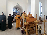 В храме Святой Живоначальной Троицы села Новомеловатка состоялся благодарственный молебен: жители вознесли молитву о благодеяниях Божиих