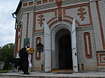 В Казанский храм поселка Каменка принесен ковчег с мощами священномученика Петра (Зверева) архиепископа Воронежского