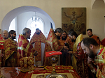 В понедельник Светлой седмицы епископ Дионисий совершил Литургию в храме Покрова Пресвятой Богородицы города Павловска