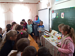Детский Пасхальный урок в начальной школе села Гнилое