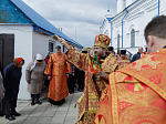 Правящий Архиерей возглавил служение Божественной литургии в храме святых апостолов Петра и Павла районного центра Репьевка