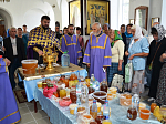 Праздничная Литургия и водосвятный молебен в Казанском храме г. Павловска