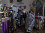 В пятницу первой седмицы Великого поста Глава Россошанской епархии совершил Литургию Преждеосвященных Даров в храме Вознесения Господня города Калач