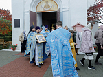 Правящий Архиерей совершил Божественную литургию в храме Покрова Пресвятой Богородицы села Осиковка Кантемировского района