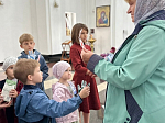 Прихожан храма Всемилостивого Спаса поздравили с Днем пожилого человека