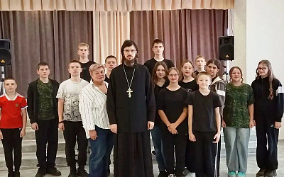 Состоялась встреча священника с воспитанниками казачьего кадетского корпуса в городе Острогожске