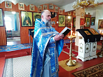 В Благовещение в Лозовом совершили праздничные богослужения