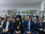 Епископ Дионисий принял участие в открытии выставки картин «Покров Пречистой над землей Воронежской» в Молодежном центре г. Россошь