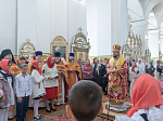 Епископ Россошанский и Острогожский Дионисий совершил Литургию в храме святых апостолов Петра и Павла с. Репьевка