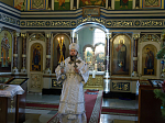 В Крещенский сочельник епископ Россошанский и Острогожский Дионисий совершил Литургию в храме Святой Живоначальной Троицы районного поселка Кантемировка