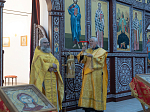 Епископ Дионисий совершил воскресное богослужение в Воскресенском соборном храме Белогорского мужского монастыря