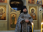 В среду четвертой седмицы Великого поста Преосвященнейший епископ Дионисий совершил Литургию Преждеосвященных Даров в храме Богоявления Господня села Сухой Донец