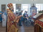Епископ Россошанский и Острогожский Дионисий совершил Божественную литургию в Казанском храме с. Коротояк (Покровка) Острогожского района