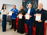 В Воробьевской школе прошла встреча ко Дню отца с участием родителей и настоятеля местного храма иерея Игоря Подопригорина