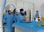 В праздник Успения Пресвятой Богородицы глава Россошанской епархии совершил Божественную литургию в Успенском храме села Старая Калитва